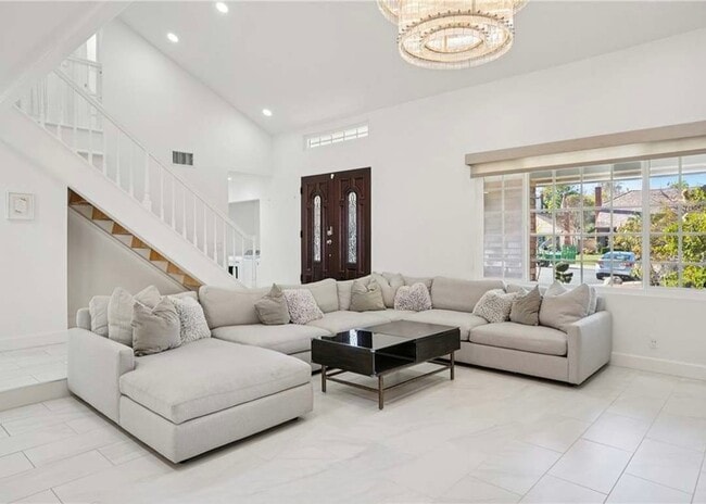 Foto del edificio - 1446 Beechwood Dr
