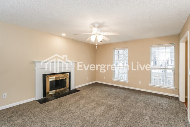 Foto del edificio - 510 Sweet Thorne Rd