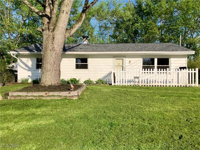 Foto principal - 3372 Lynwood Dr NW