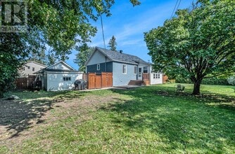 Building Photo - 42 Côte-des-Neiges Rd