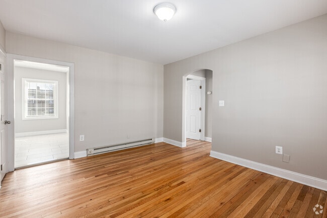 Interior Photo - Liberty Springs