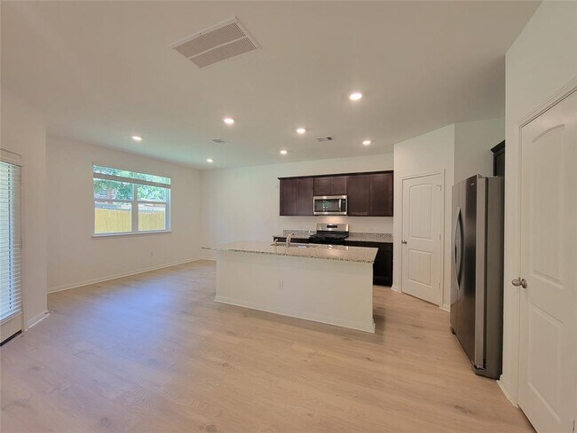 Foto del edificio - 233 Saide St