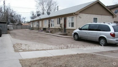 Building Photo - 320 12th St