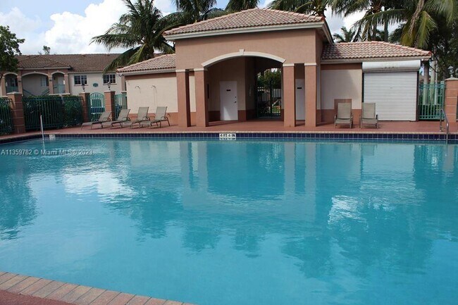 Foto del edificio - 1240 SE 31st Ct