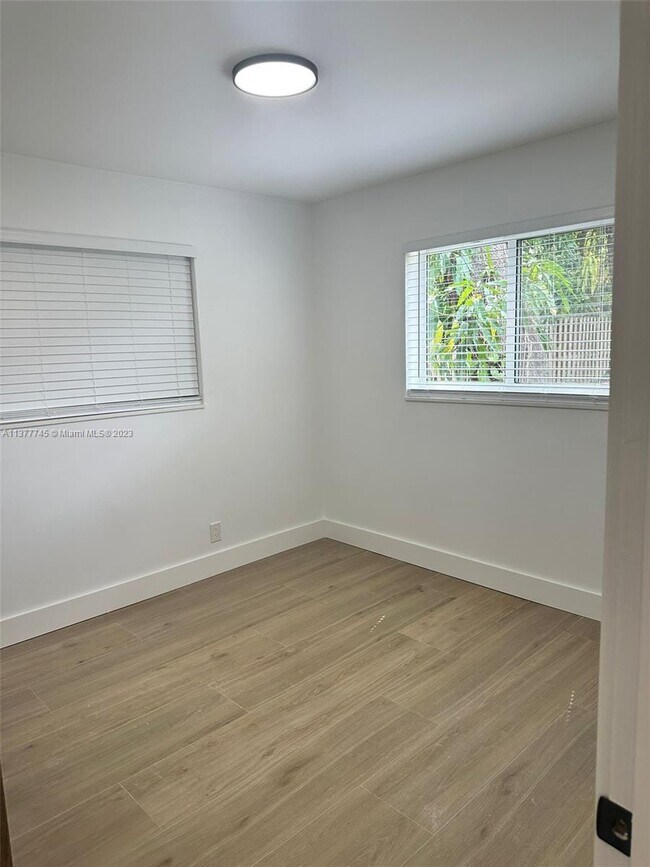 Foto del edificio - 3970 SW 58th St