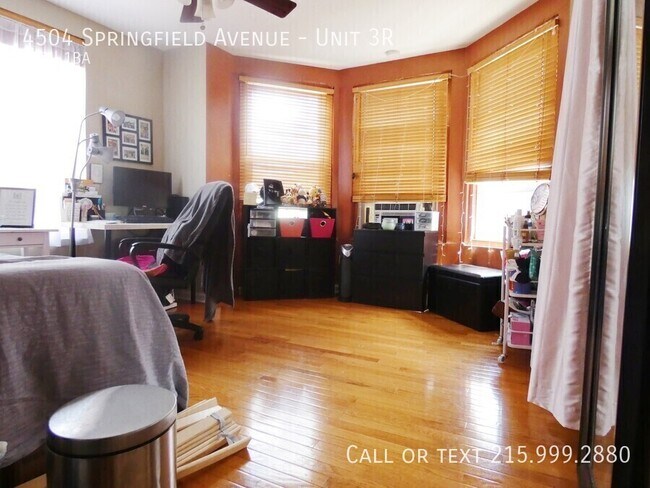 Foto del edificio - 4504 Springfield Ave