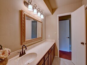 Building Photo - 6330 Creekbend Dr
