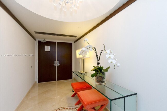 Foto del edificio - 4775 Collins Ave