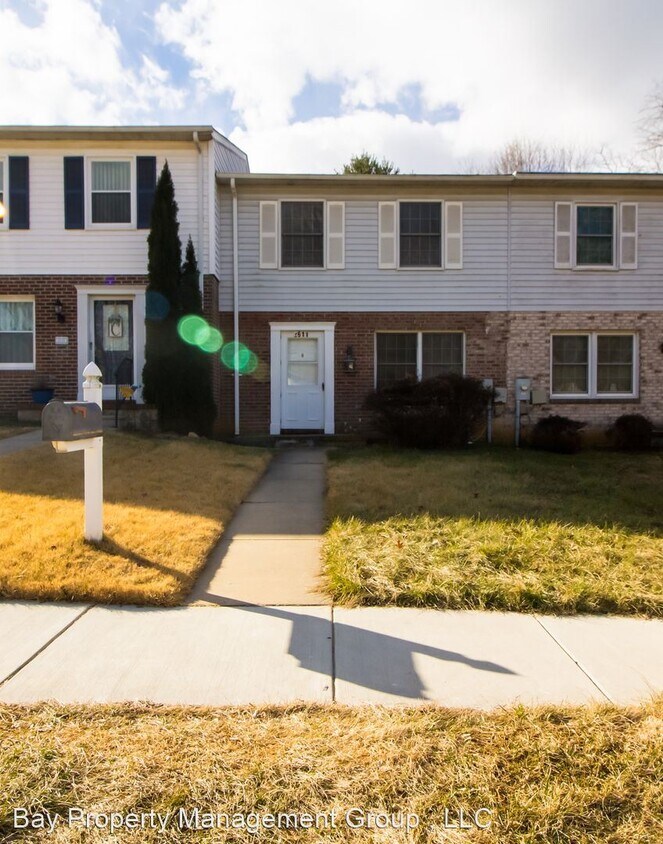 Primary Photo - 3 br, 1.5 bath House - 2611 Pearwood Rd