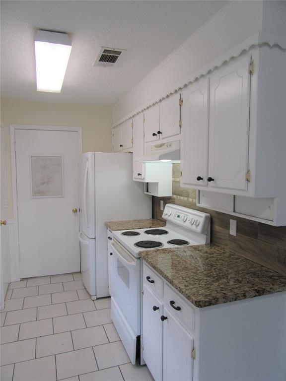 Building Photo - 6421 Kennedy Ct
