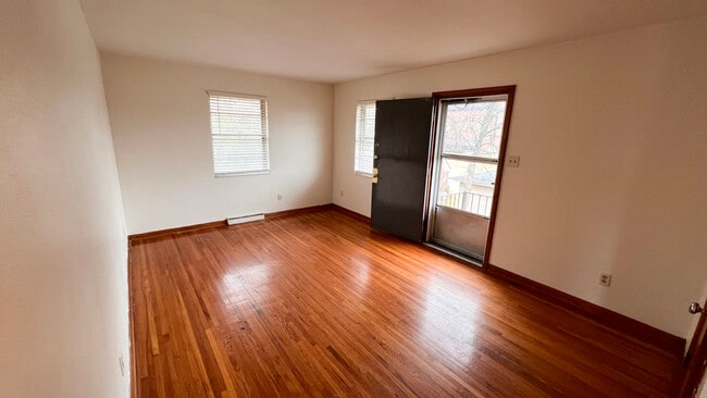 Living Room - 611 Cherry St