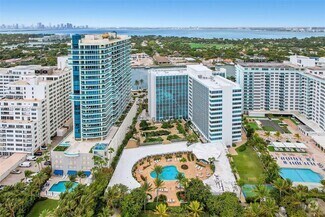 Building Photo - 5055 Collins Ave