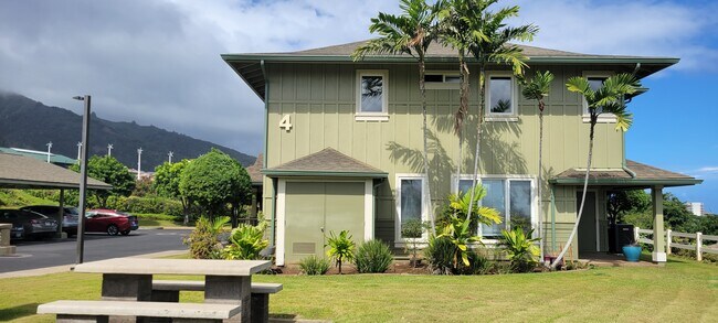 2 stories - 7 Kaloapelu Way