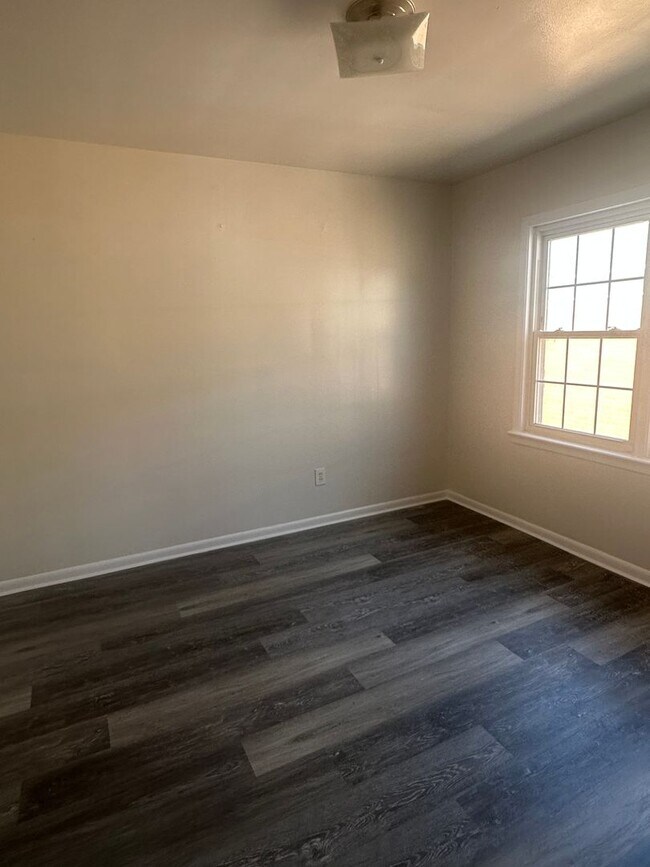 Foto del edificio - 3641 Ingleside Rd