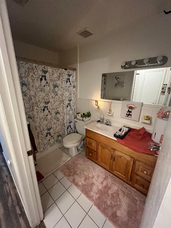 Building Photo - 3600 SW 23rd St