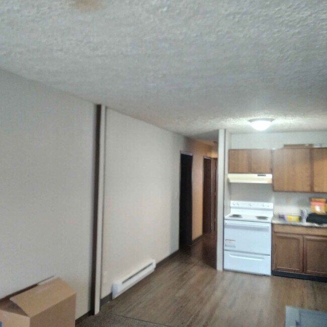 Building Photo - 598 N Coal St