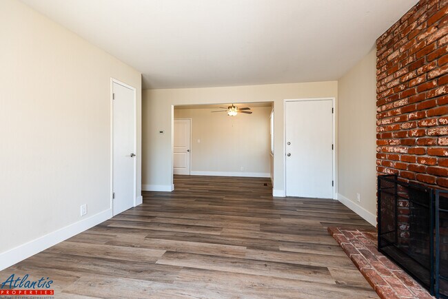 Building Photo - 104 Winslow Ct
