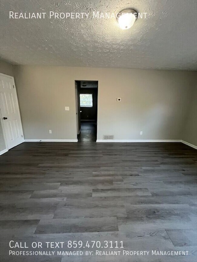 Foto del edificio - 1686 Hill View Pl