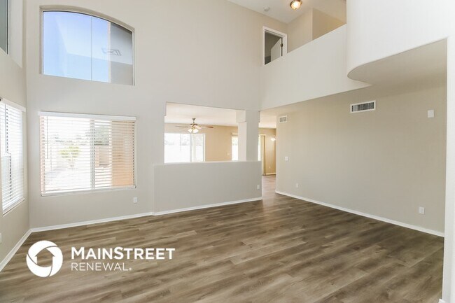Foto del edificio - 2541 W Gary Dr