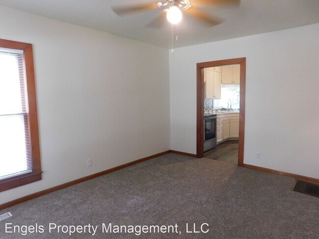 Foto del edificio - 2 br, 1 bath House - 512 Race