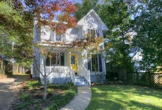 Building Photo - 509 Fels Ave