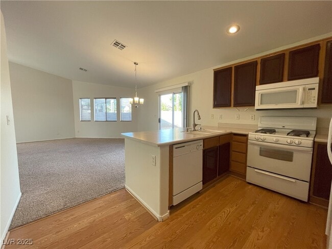 Building Photo - 6122 Cozy Creek St