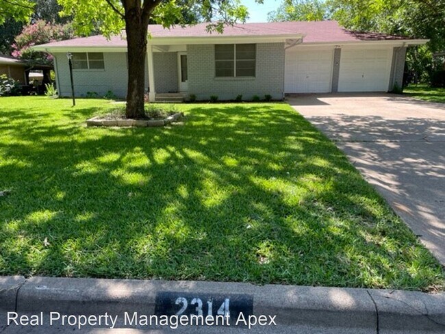 Foto del edificio - 3 br, 3 bath House - 2314 Robin Rd