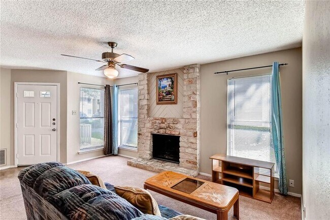 Building Photo - 10616 Mellow Meadow Dr