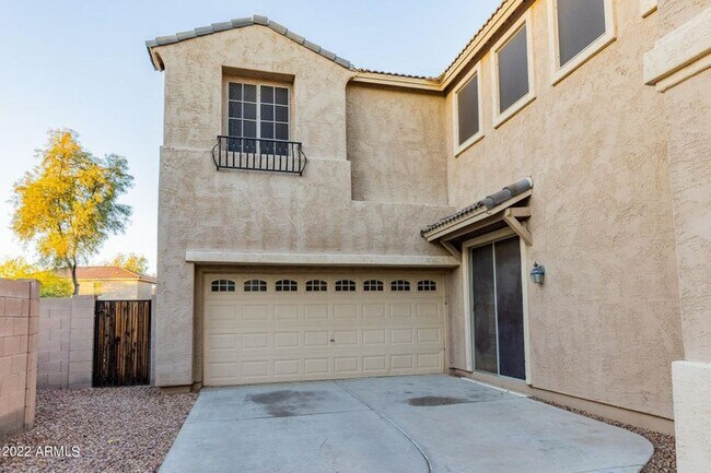 Building Photo - Beautiful 4 Bedroom 2 Bath home in Power R...