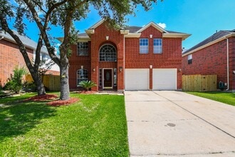 Building Photo - 13619 San Martin Ln
