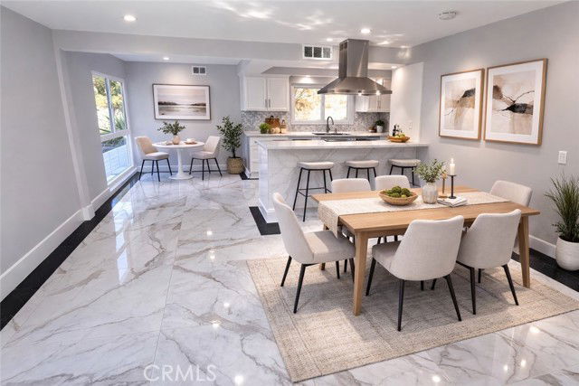 Foto del edificio - 17148 Escalon Dr