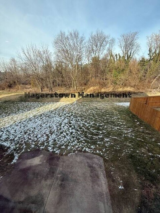 Foto del edificio - Halfway Townhouse - close to shopping and dining