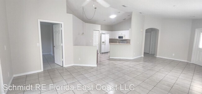 Building Photo - 2 br, 2 bath House - 451 10th Place