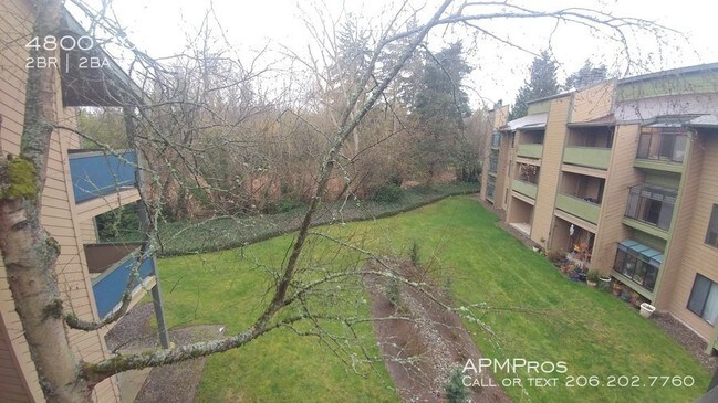 Foto del edificio - 4800 200th St SW