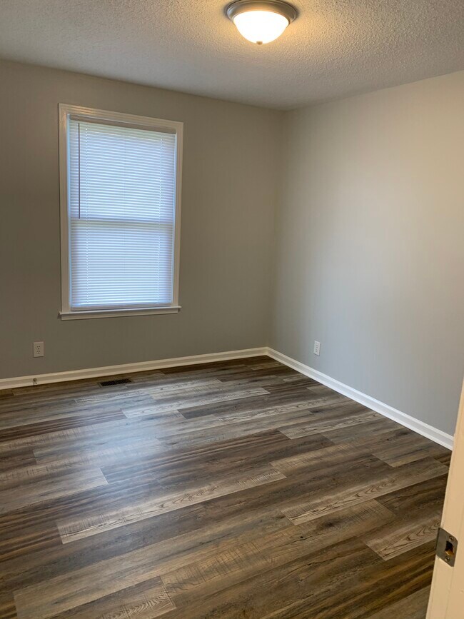 581 Donna Dr, Clarksville, TN 37042 House Rental in Clarksville, TN