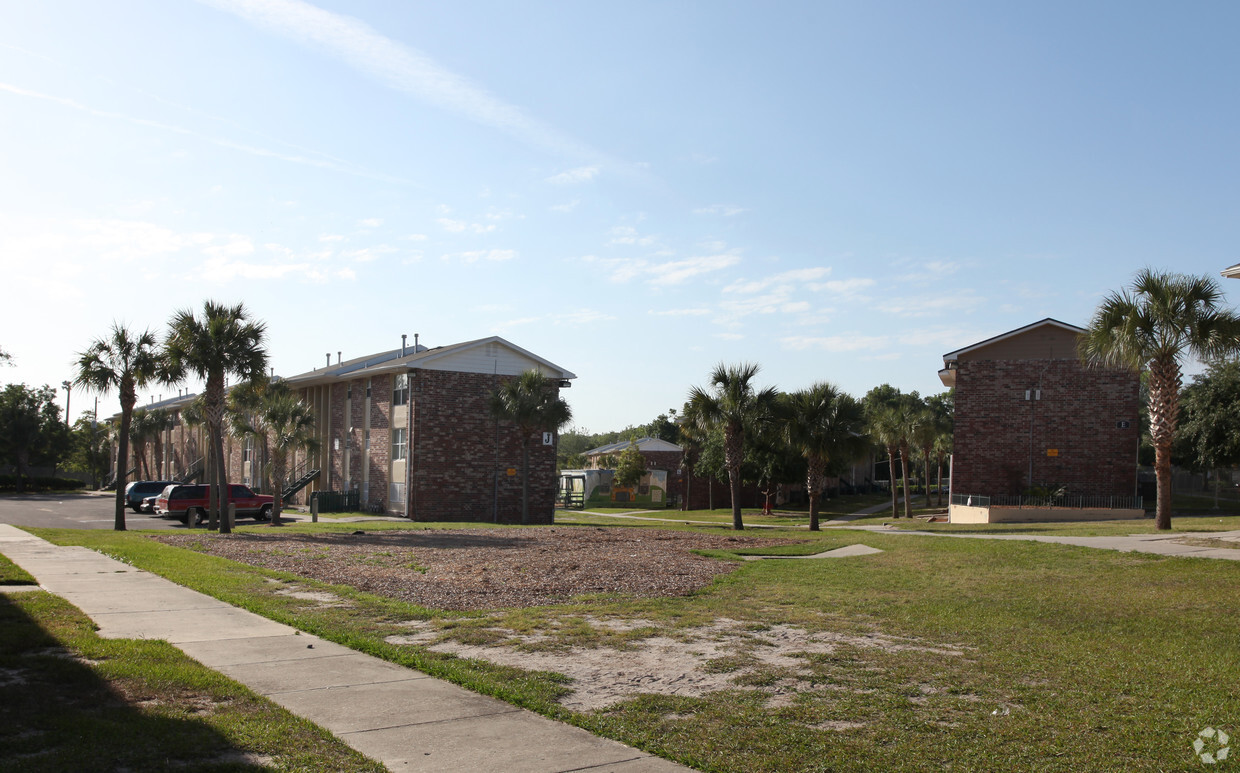 Foto del edificio - New Hope Homes Apartments