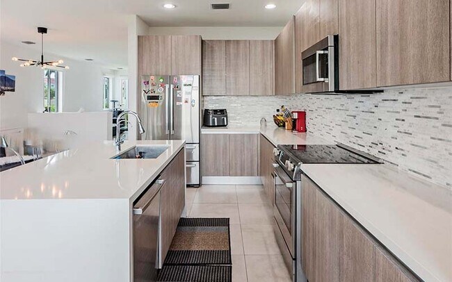 Foto del edificio - 7205 NW 103rd Path