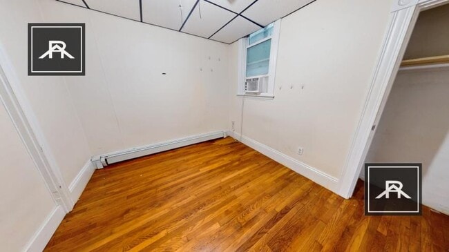Building Photo - 4 bedroom in Boston MA 02115