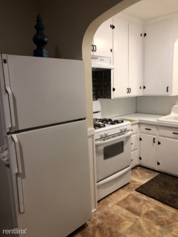 Foto del edificio - 3 br, 1.5 bath House - 670 Highland Ave