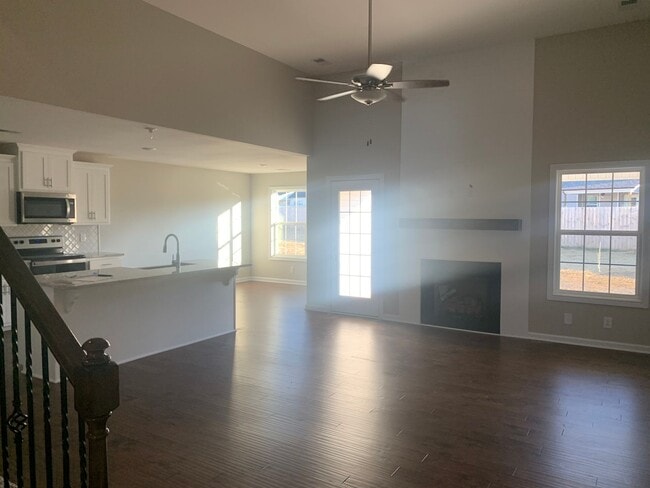 Foto del edificio - 804 Waldon Ct