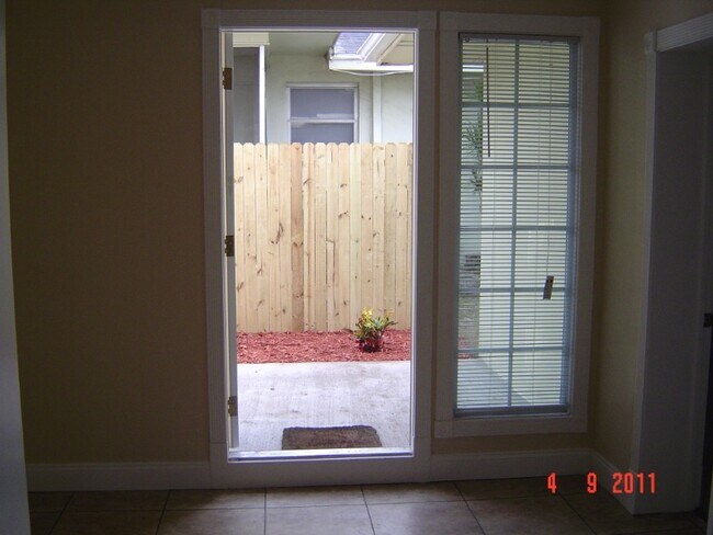 Foto del edificio - 233 Gatewood Dr
