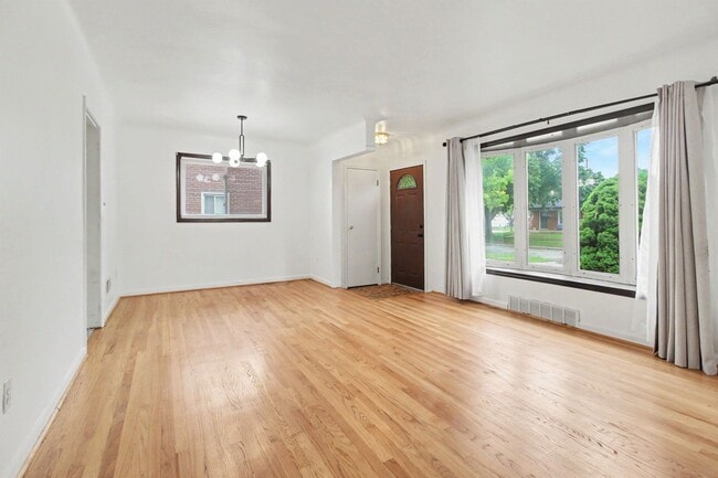 Building Photo - 29138 Hathaway