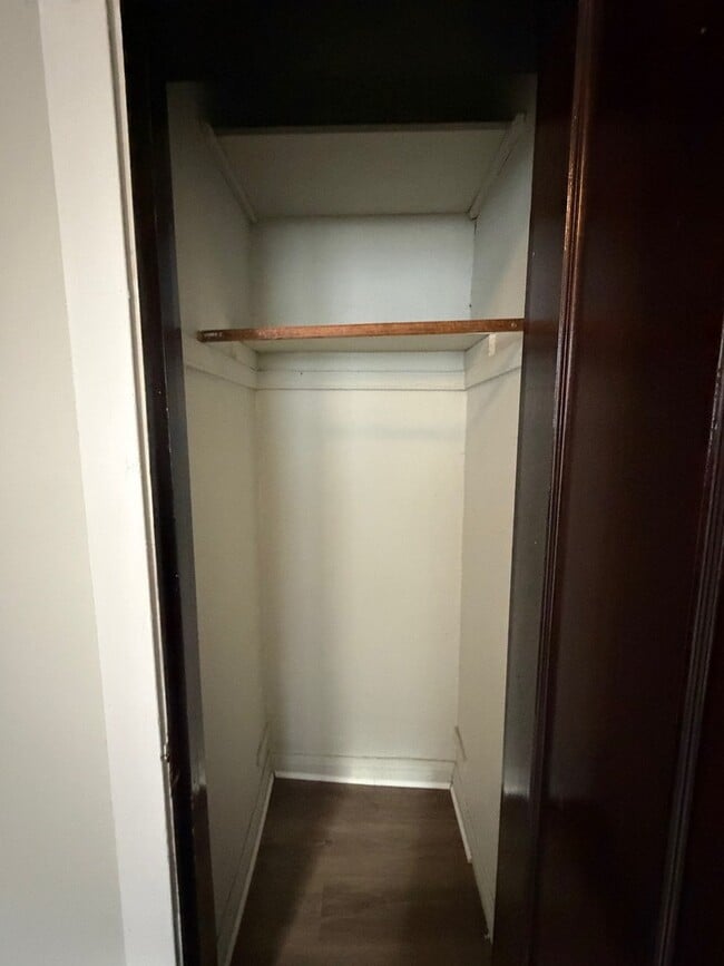 Foto del edificio - 3224 N Karlov Ave