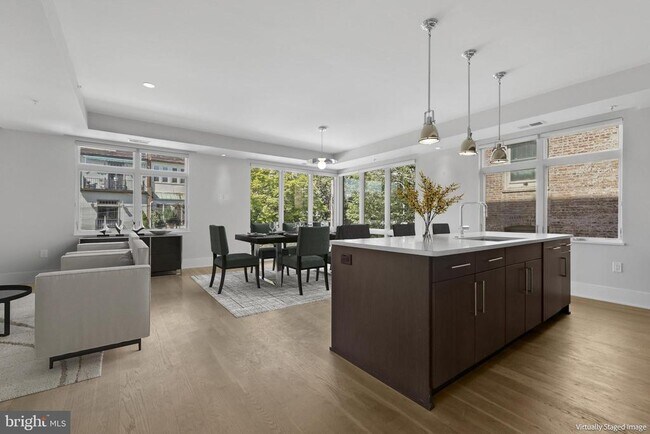Foto del edificio - 2225 California St NW