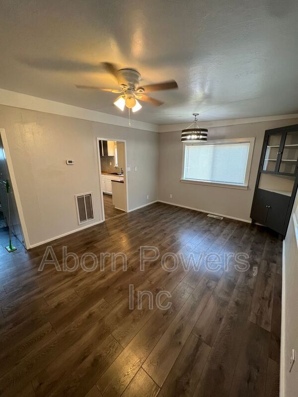 Foto del edificio - 3318 Big Cut Rd