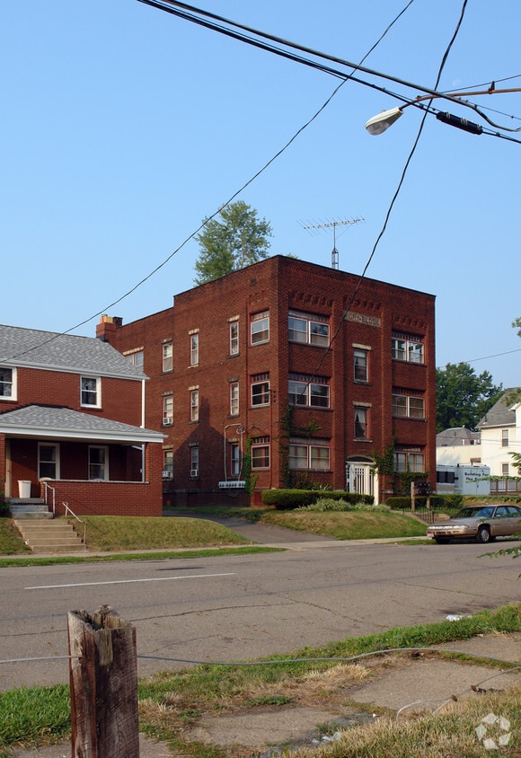 Primary Photo - 800 5th St NW