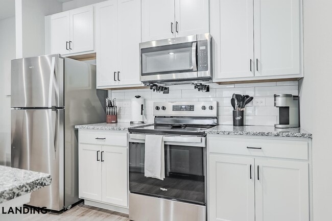 Foto del edificio - 1650 Harris Hill Rd