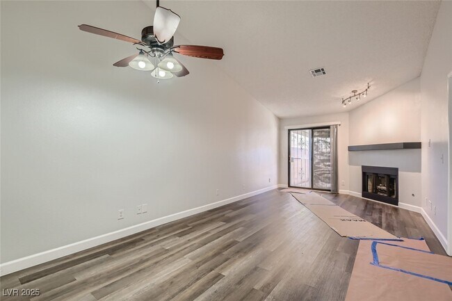 Building Photo - 225 Crosswind Way