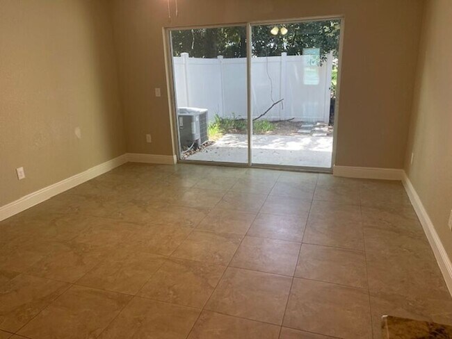 Foto del edificio - 5127 S.E. 103rd Lane