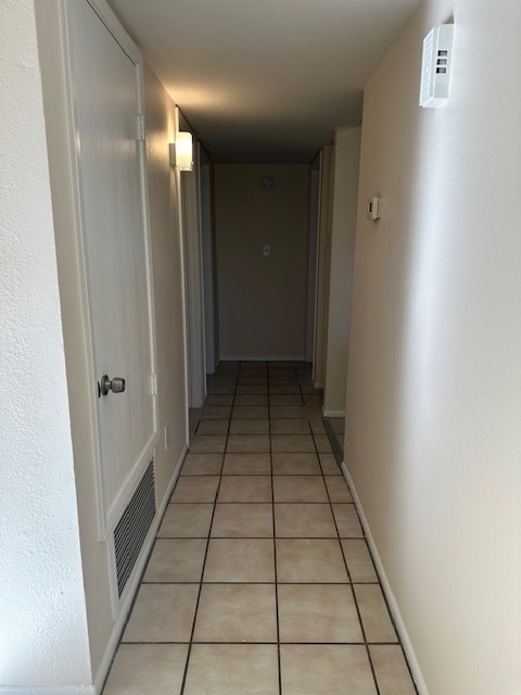 Building Photo - 1908 N Spring